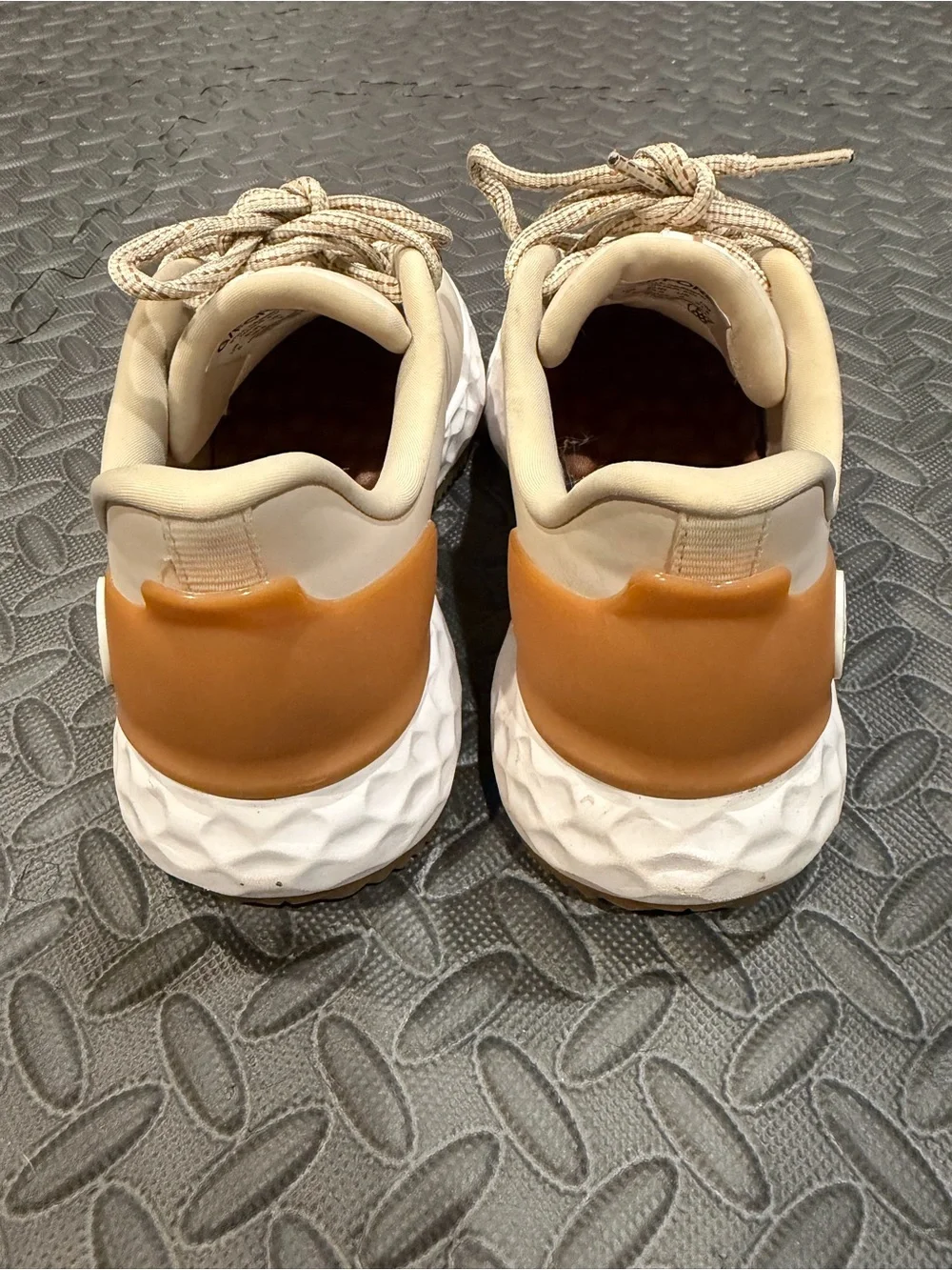 G/FORE Women's Beige & White Lace-Up Hybrid Golf Shoes
